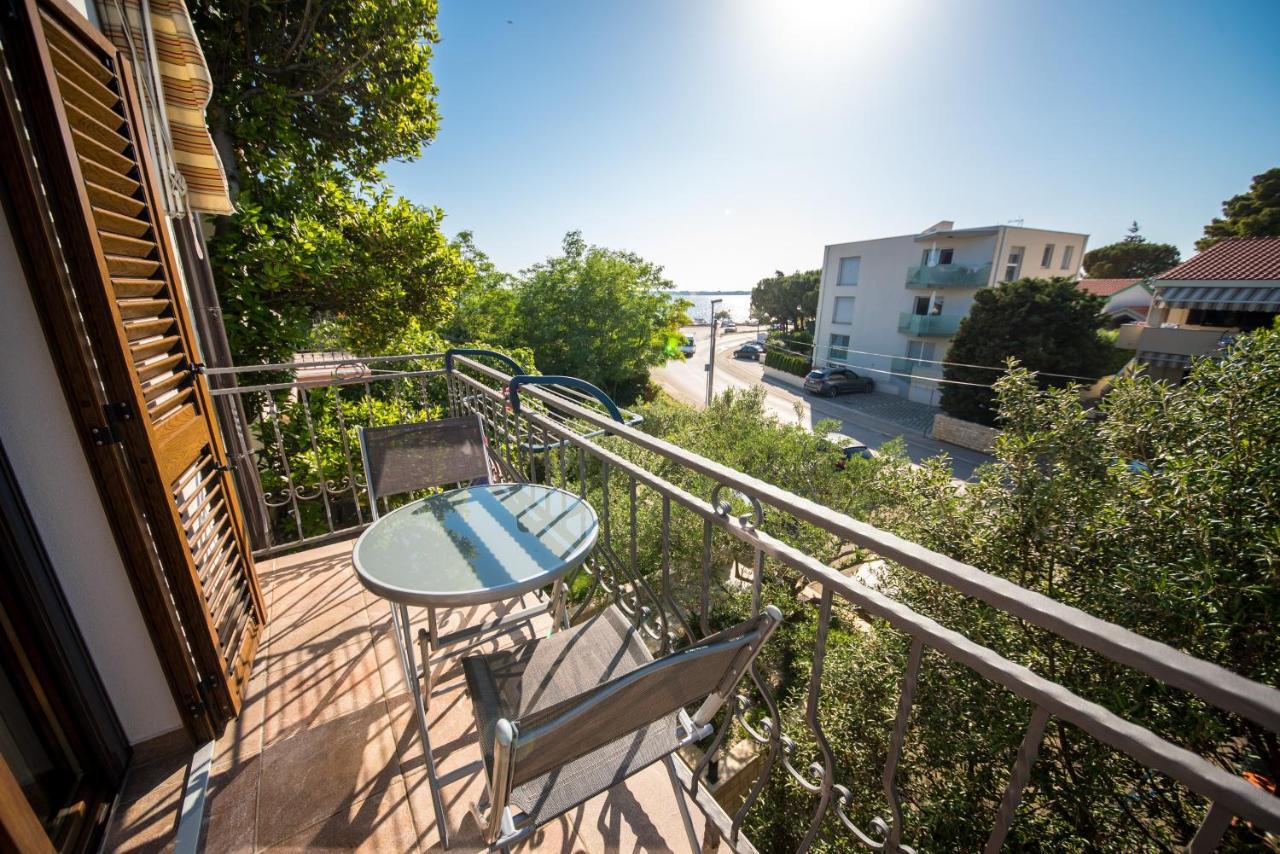 Apartments And Rooms By The Sea Vrsi - Mulo, Zadar - 5848 Exterior photo