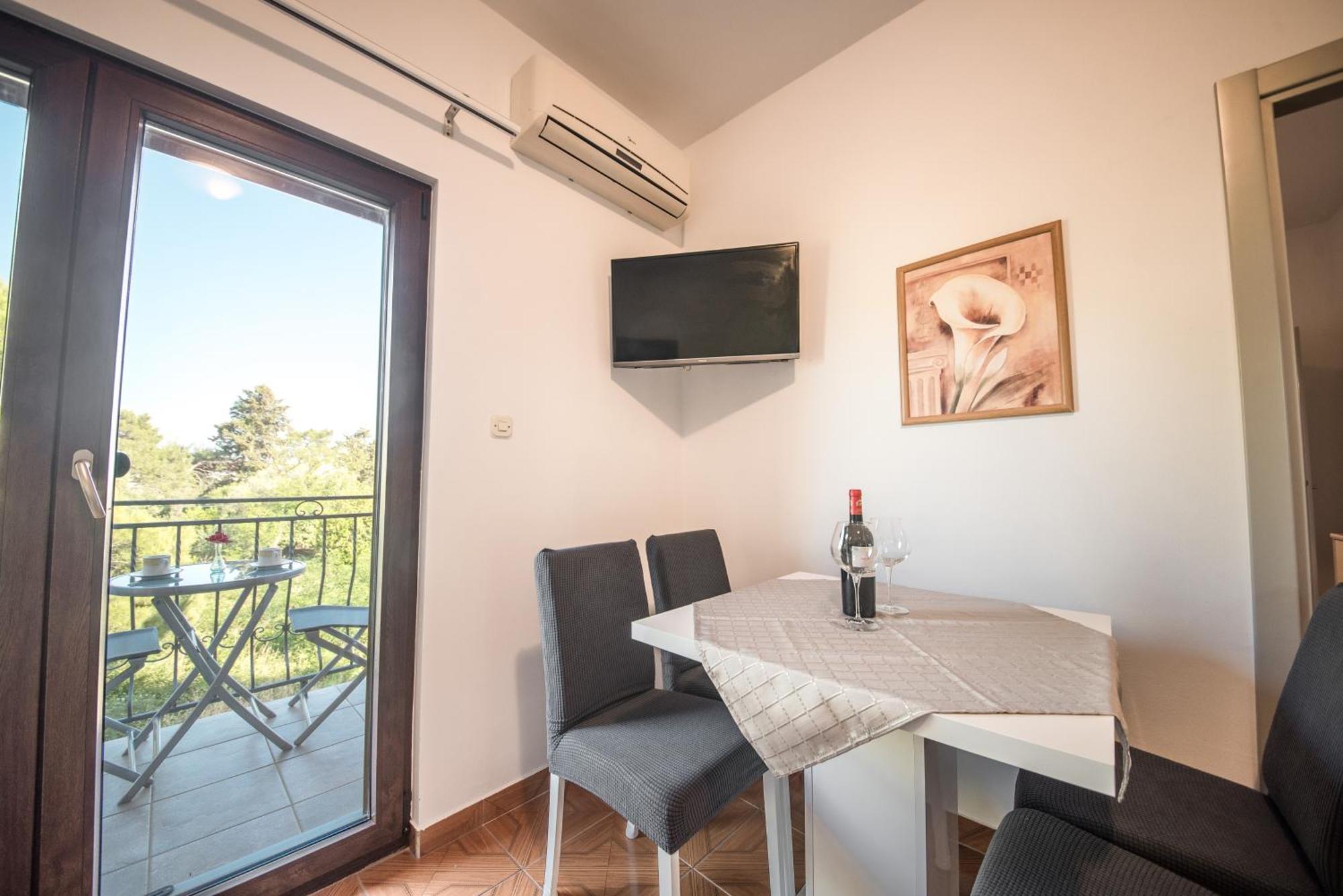 Apartments And Rooms By The Sea Vrsi - Mulo, Zadar - 5848 Room photo