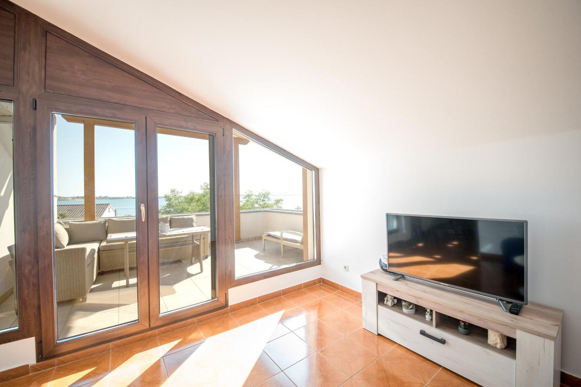 Apartments And Rooms By The Sea Vrsi - Mulo, Zadar - 5848 Room photo