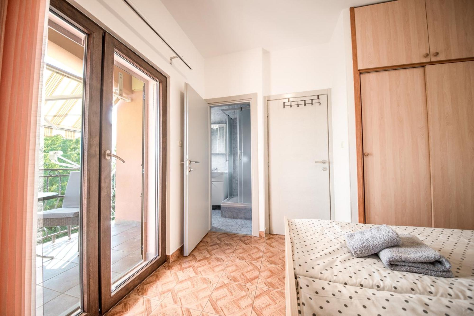 Apartments And Rooms By The Sea Vrsi - Mulo, Zadar - 5848 Room photo